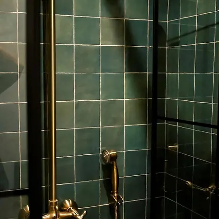 Extraordinary Views In A In