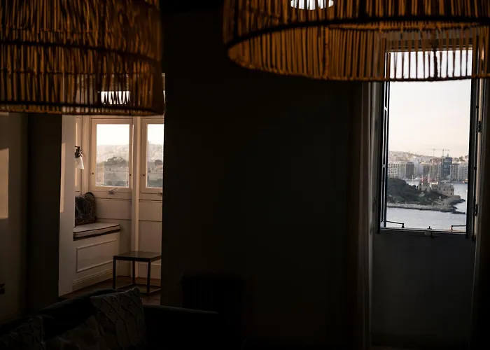 Extraordinary Views In A In * La Valeta