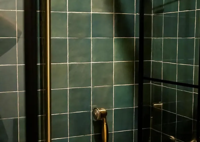 Extraordinary Views In A In